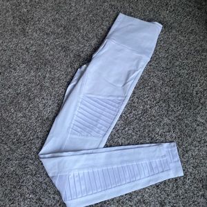 ALO yoga pants